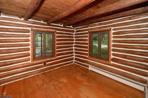 74 Pinecliff Lake Dr, West Milford Lakes NJ  07480-1381 exterior