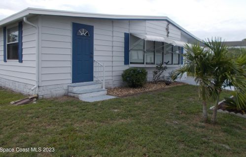 927 Hyacinth Cir, Sebastian FL  32976-7668 exterior