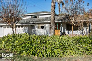 1411 Rampart Dr, Roseville, CA 95661-4711
