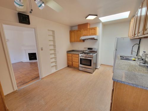 229 Accacia St, Daly City, CA 94014-1508