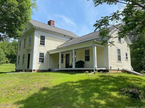 367 Under Mountain Rd, Canaan, CT 06031-1512