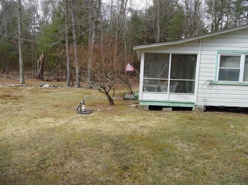 26 Mongaup Rd, Monticello NY  12701-4608 exterior