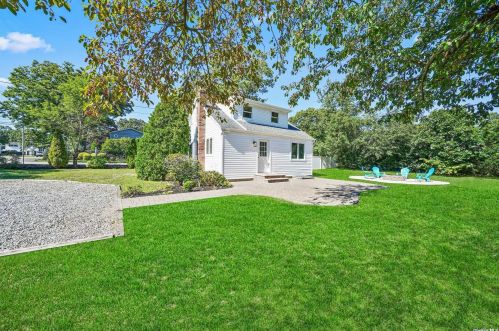 93 Coates Ave, Holbrook NY  11741-2432 exterior