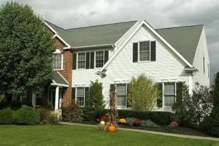 29 Bluestone Rdg, Clifton Park Center, NY 12065-2627