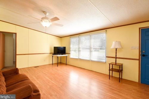 5906 Stanfield Rd, Spotsylvania VA  22551-2824 exterior