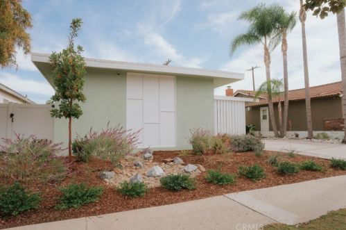 25130 Andreo Ave, Lomita, CA 90717-1712