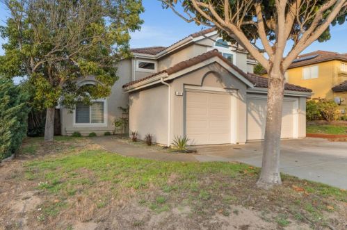 307 Sirena Del Mar Rd, Marina, CA 93933-4307