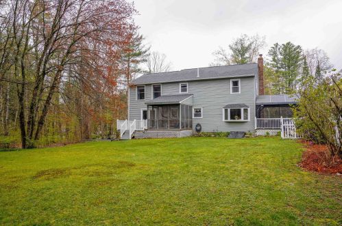 24 Severance Dr, Londonderry NH  03053-3118 exterior