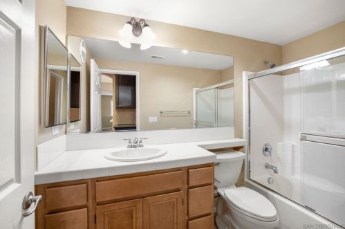 2728 Piantino Cir, San Diego CA 92108-4736 exterior