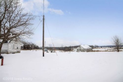 1854 168th St, Pitzer, IA 50072-8606