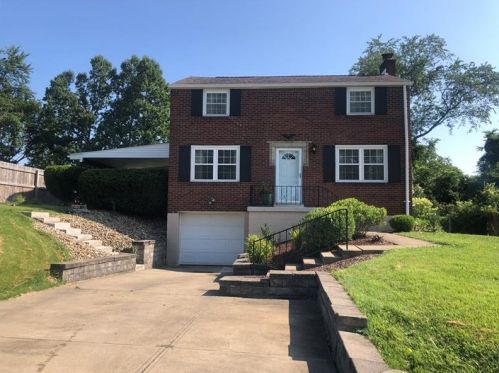 307 Fieldstone Dr, Glenshaw, PA 15116-1309