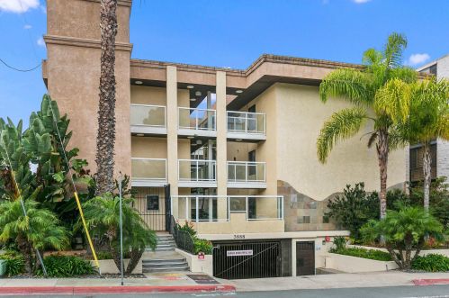 3888 Riviera Dr, San Diego, CA 92109-6314