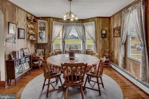 515 Spring Garden St, Carlisle PA  17013-2559 exterior