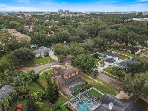 5208 Patricia Dr, Orlando FL 32819-7548 exterior