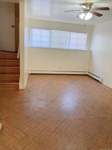 1810 Marmion Ave, Bronx, NY 10460-4653