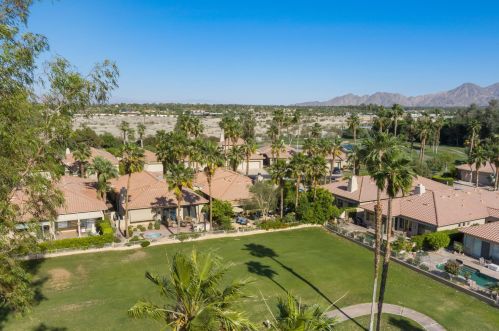 150 Kavenish Dr, Rancho Mirage CA  92270-3228 exterior