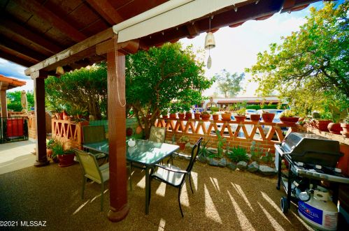 373 Paseo Sarta, Green Valley AZ  85614-7339 exterior