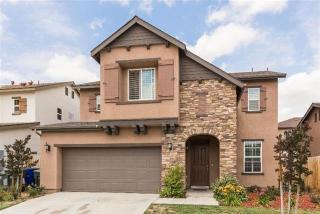 7376 Robinson Ave, Fresno, CA 93737-9275