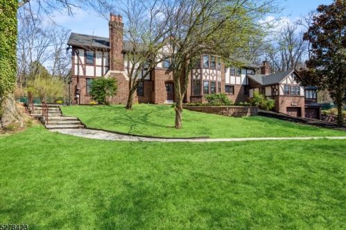 1007 Woodland Ave, Plainfield, NJ 07060-3139