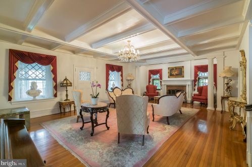 401 College Ave, Haverford PA  19041-1009 exterior