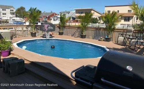 108 Monterey Dr, Bricktown NJ  08723-7009 exterior