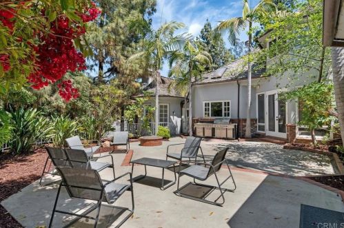 9750 Lake Helix Ter, La Mesa CA  91941-4432 exterior