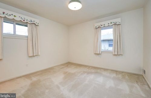 7317 Pinewood St, Falls Church VA  22046-2725 exterior