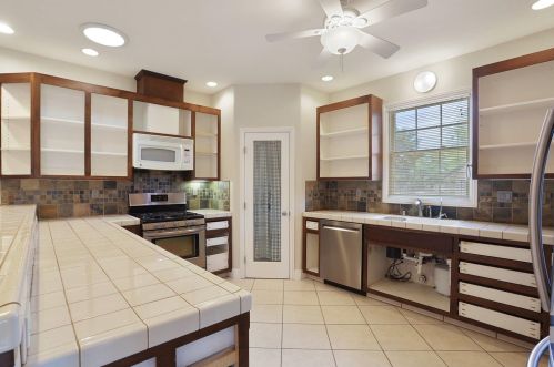 5057 Harney Ln, Lodi CA  95240-6922 exterior