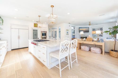 41774 Carleton Way, Temecula CA  92591-1897 exterior