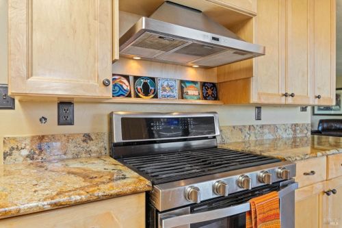 940 24 St, Lakeport CA  95453-3013 exterior