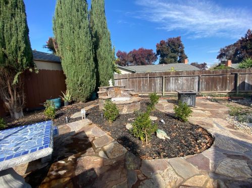1609 Marty Ct, Modesto CA  95350-0514 exterior