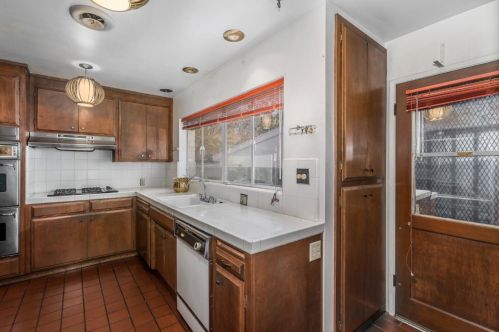 1311 Meadowlark Ave, San Jose CA  95128-1108 exterior