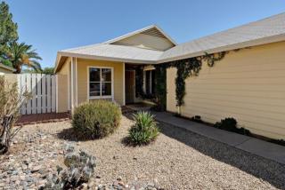 10809 63rd Dr, Glendale, AZ 85304-3649