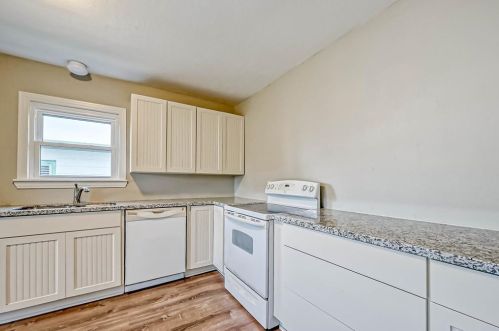 2315 67 St, Galveston TX 77551-1320 exterior