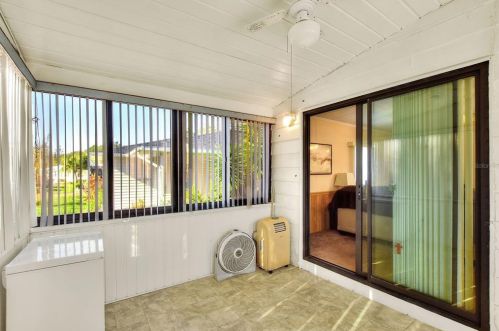 4826 Colonnades Cir, Lakeland FL  33811-1526 exterior