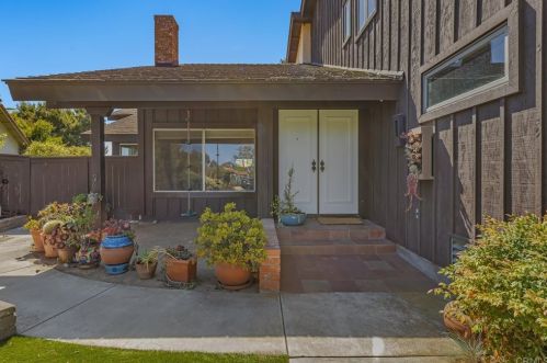 1547 Santa Sabina Ct, Solana Beach, CA 92075-1625