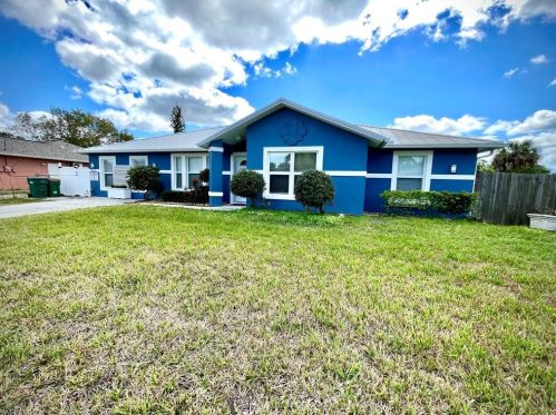 4536 25th Ave, Naples FL  34116-7810 exterior