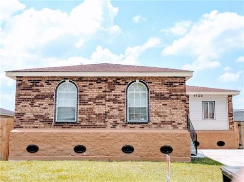 1732 Burnley Dr, Marrero, LA 70072-4522