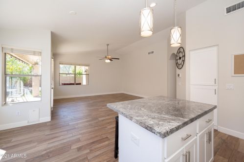 6409 Wahalla Ln, Glendale AZ 85308-5579 exterior