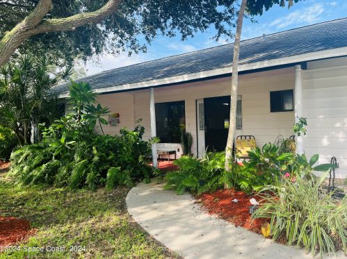 1165 Banana River Dr, Merritt Island, FL 32952-2720