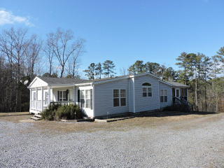 42 Pine Top Dr, Valentines, VA 23887-2500
