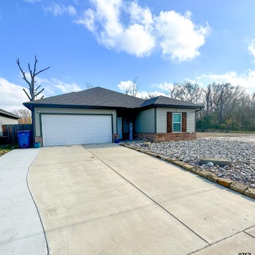 602 Wofford St, Athens, TX 75751-2157