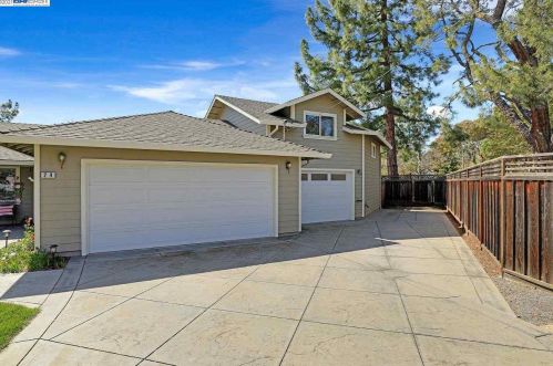 24 Sierra Vista Pl, Danville, CA 94526-2738