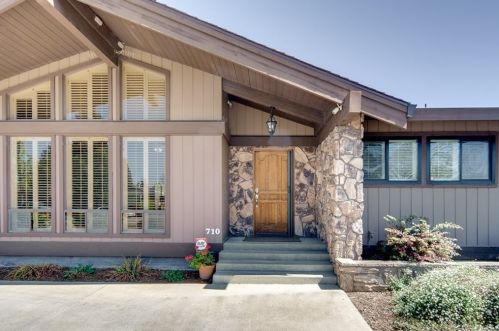 710 Northgate Dr, Fruto, CA 95988-2018