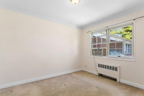 590 Bedford Rd, Pleasantville NY  10570-3346 exterior
