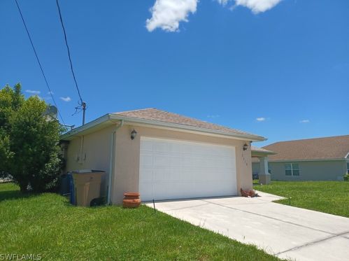 2510 46th St, Lehigh Acres, FL 33976-4785