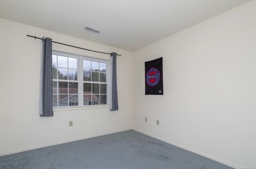 6 Rambling Brook Ln, Poughkeepsie NY  12601-5964 exterior