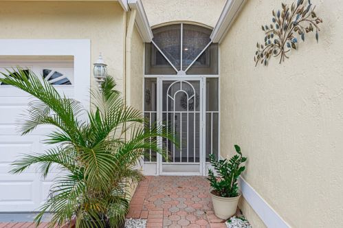 9532 Honeybell Cir, Boynton Beach, FL 33437-5470