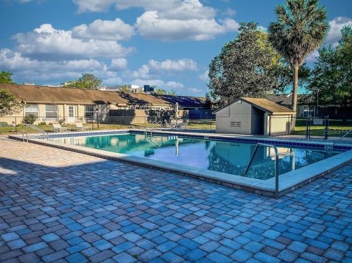 254 Windmeadows St, Altamonte Springs FL  32701-3578 exterior