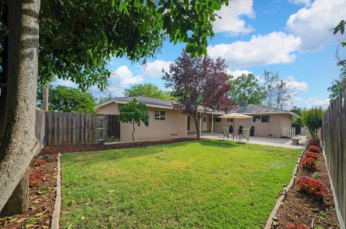 2600 Macgregor Ct, Modesto CA  95350-2320 exterior